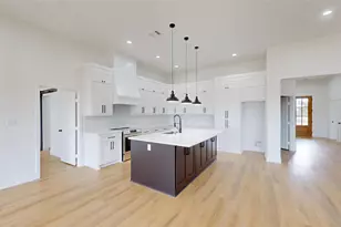 692 Co Rd 4109, Greenville, TX 75401 - Photo 10