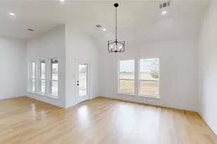 692 Co Rd 4109, Greenville, TX 75401 - Photo 8