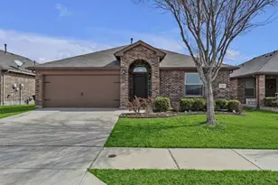 7304 Wavecrest Way, Fort Worth, TX 76179 - Photo 2