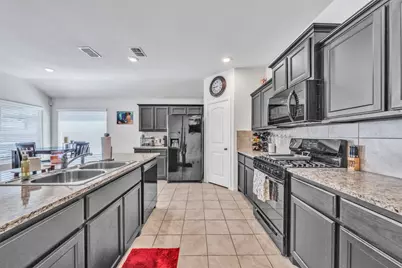 7304 Wavecrest Way, Fort Worth, TX 76179 - Photo 18