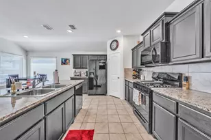 7304 Wavecrest Way, Fort Worth, TX 76179 - Photo 18