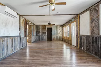 705 E Pine Street, Edgewood, TX 75117 - Photo 14