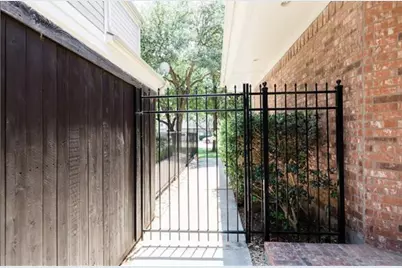 4525 W University Boulevard, Dallas, TX 75209 - Photo 4