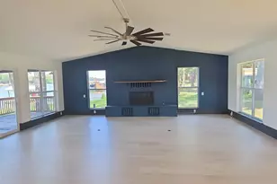 190 Thunderbird Dr, Mabank, TX 75156 - Photo 10