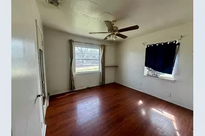 3215 S Llewellyn Avenue, Dallas, TX 75224 - Photo 8