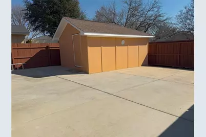 1410 Bowie Street, Garland, TX 75042 - Photo 28