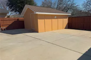 1410 Bowie St, Garland, TX 75042 - Photo 28