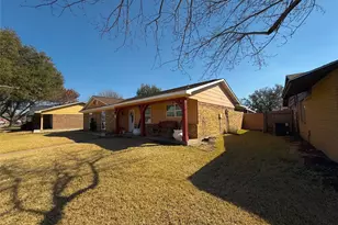 1410 Bowie St, Garland, TX 75042 - Photo 4