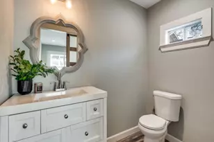 2200 W 10th St, Dallas, TX 75208 - Photo 30