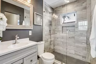 2200 W 10th St, Dallas, TX 75208 - Photo 24