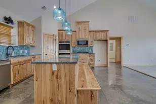 1387 Hcr 3124, Bynum, TX 76631 - Photo 8