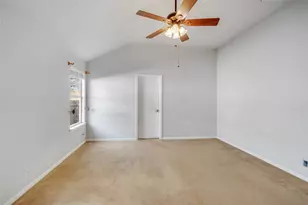 409 Lakemont Dr, Hutto, TX 78634 - Photo 18