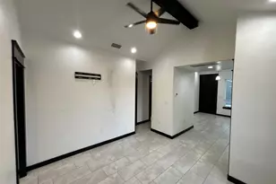 300 Ave B, Ennis, TX 75119 - Photo 6