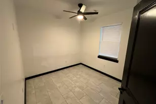 300 Ave B, Ennis, TX 75119 - Photo 14