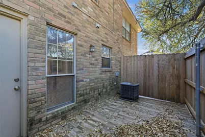 1337 S 11th Street, Waco, TX 76706 - Photo 14