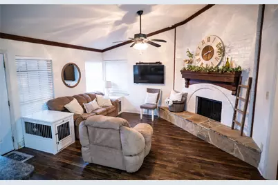 8209 Kensington Drive, Rowlett, TX 75088 - Photo 4