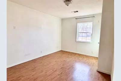 520 Iris Drive, Irving, TX 75061 - Photo 10