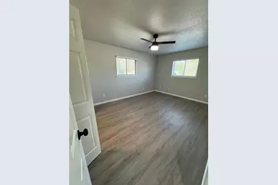 629 E Mission Street, Crowley, TX 76036 - Photo 10