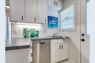 406 N Montreal Avenue, Dallas, TX 75208 - Photo 16