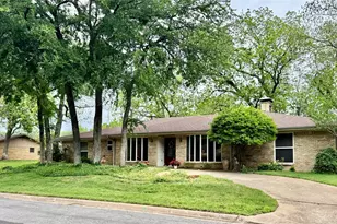 2529 Nantucket Dr, Sherman, TX 75092 - Photo 2