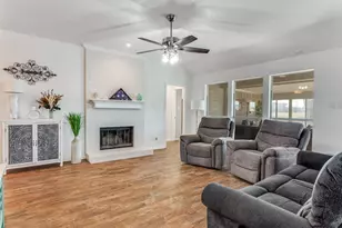 7409 Cascade Ct, Fort Worth, TX 76137 - Photo 6