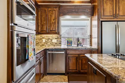 18016 Benchmark Drive, Dallas, TX 75252 - Photo 10