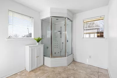 361 Oakview Drive, Lewisville, TX 75077 - Photo 20