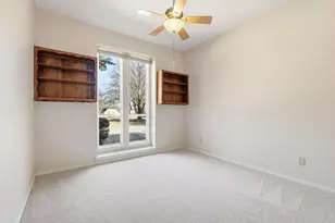 361 Oakview Dr, Lewisville, TX 75077 - Photo 14