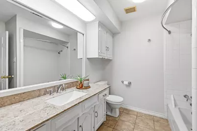 361 Oakview Drive, Lewisville, TX 75077 - Photo 16