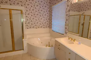 7523 Aberdon Rd, Dallas, TX 75252 - Photo 8