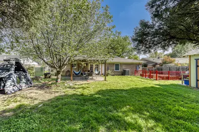 13533 Charcoal Lane, Farmers Branch, TX 75234 - Photo 24