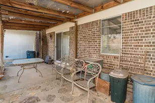 2909 David Ln, Arlington, TX 76013 - Photo 34