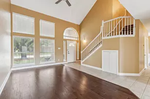 9434 Abbey Rd, Irving, TX 75063 - Photo 4