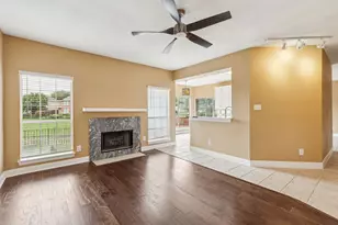 9434 Abbey Rd, Irving, TX 75063 - Photo 16