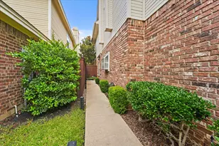 9420 Blue Jay Way, Irving, TX 75063 - Photo 2