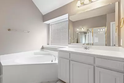 6408 Day Spring Drive, The Colony, TX 75056 - Photo 16