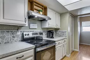 2110 Burrows Trail, Grand Prairie, TX 75052 - Photo 16