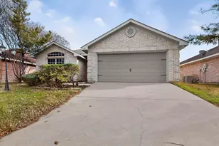 721 Somerset Dr, Cedar Hill, TX 75104 - Photo 1