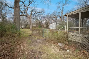 512 Elm Street S, Sherman, TX 75090 - Photo 24