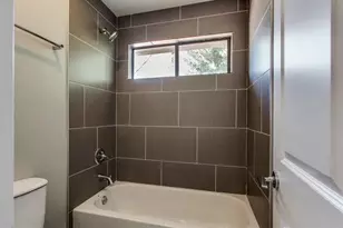 514 Hunters Glen St, Lewisville, TX 75067 - Photo 14