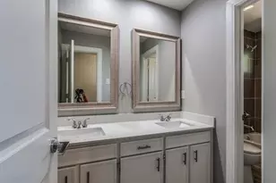 514 Hunters Glen St, Lewisville, TX 75067 - Photo 22