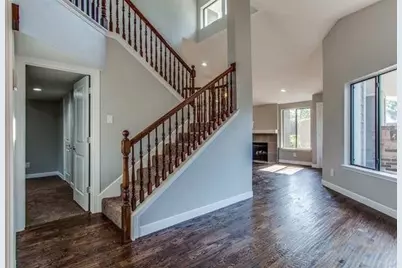 514 Hunters Glen Street, Lewisville, TX 75067 - Photo 18