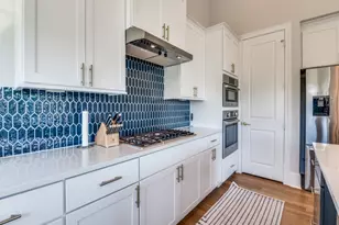 2114 Wenge Ln, Dallas, TX 75219 - Photo 8