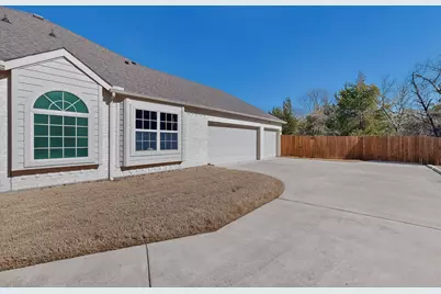 824 State Street, DeSoto, TX 75115 - Photo 38