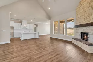 175 Quail Rdg Ct, Decatur, TX 76234 - Photo 8