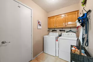 551 Sandgate Dr, Burleson, TX 76028 - Photo 18