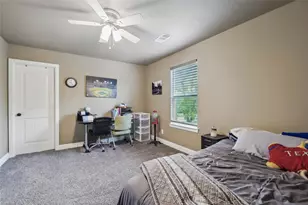 500 W Willow St, Sanger, TX 76266 - Photo 22