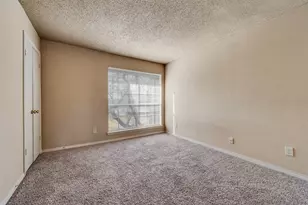 9801 Royal Ln, Dallas, TX 75231 - Photo 14