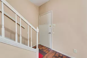 9801 Royal Ln, Dallas, TX 75231 - Photo 4