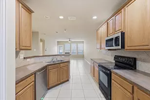 1725 Brookview Dr, Carrollton, TX 75007 - Photo 6